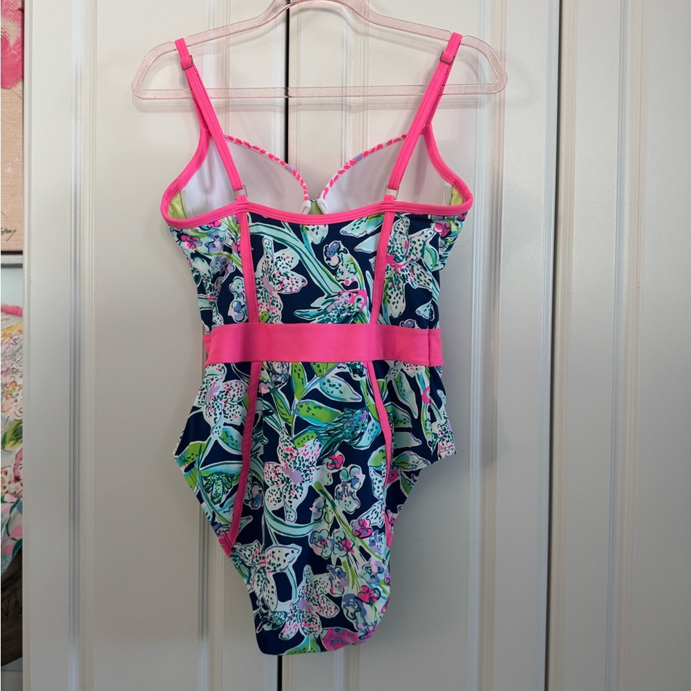 🦩🌴Lilly Pulitzer Palma~Sway This Way Deep Sea Navy, Vibrant Floral Swimsuit🌴🦩 - Picture 7 of 9